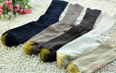 高筒純棉線紳士襪 時(shí)尚、舒適與健康的完美結(jié)合